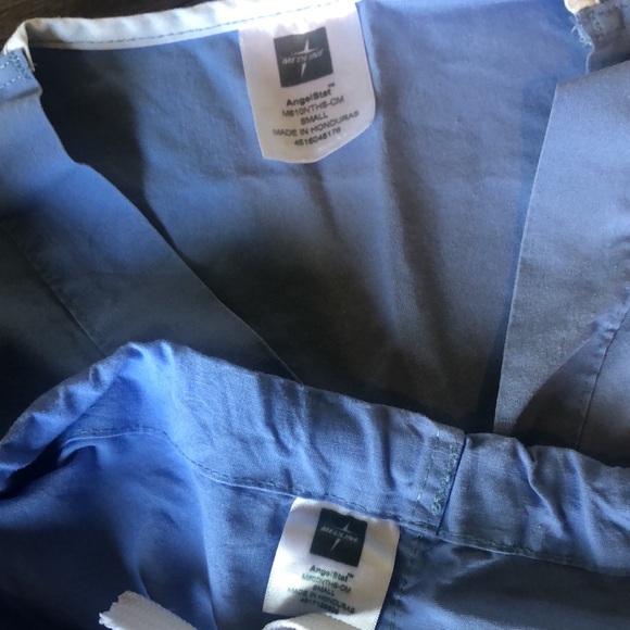 MEDLINE Scrub Set🏥 - Picture 4 of 4